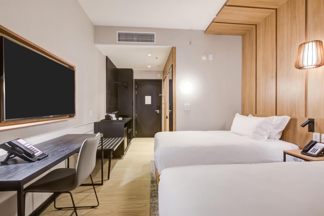 Radisson Pinheiros Hotel Сао Паоло Екстериор снимка